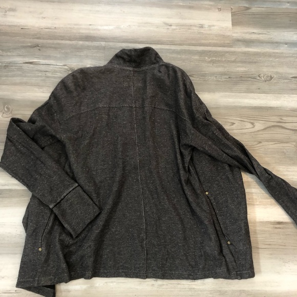 Eddie Bauer, throw on cardigan, size small Excellent condition - Picture 2 of 6